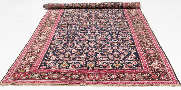 Matta Karabagh. Ca 570 x 205 cm.