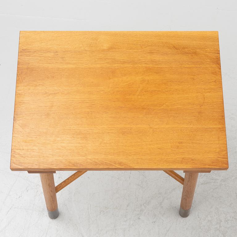 Mats Theselius, barpallar, ett par, samt barbord.