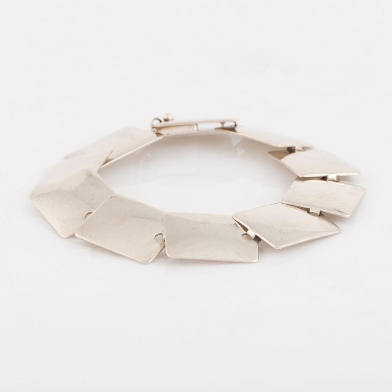 Niels Erik From, sterling silver bracelet, Denmark.