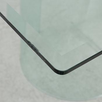 Dining table, glass, contemporary.