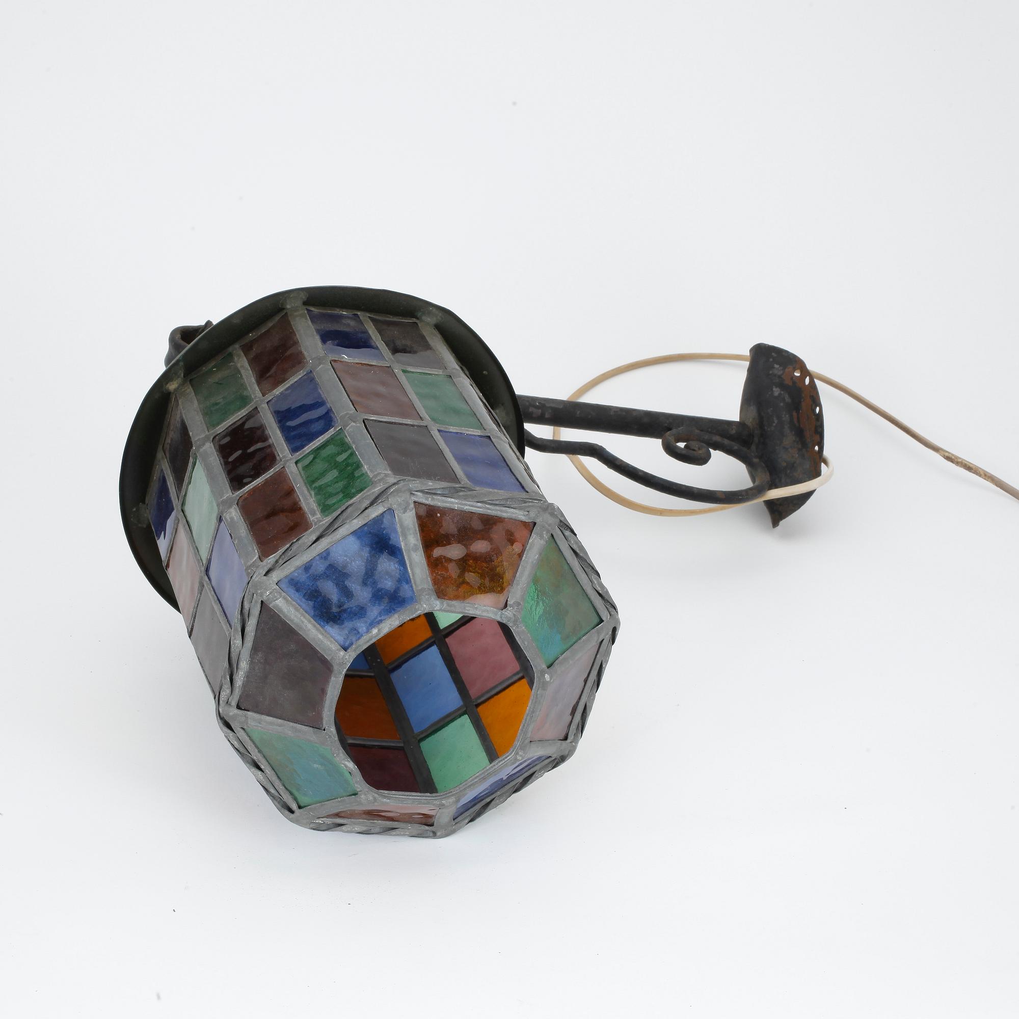 UTOMHUSBELYSNING, 1900-talets första hälft.