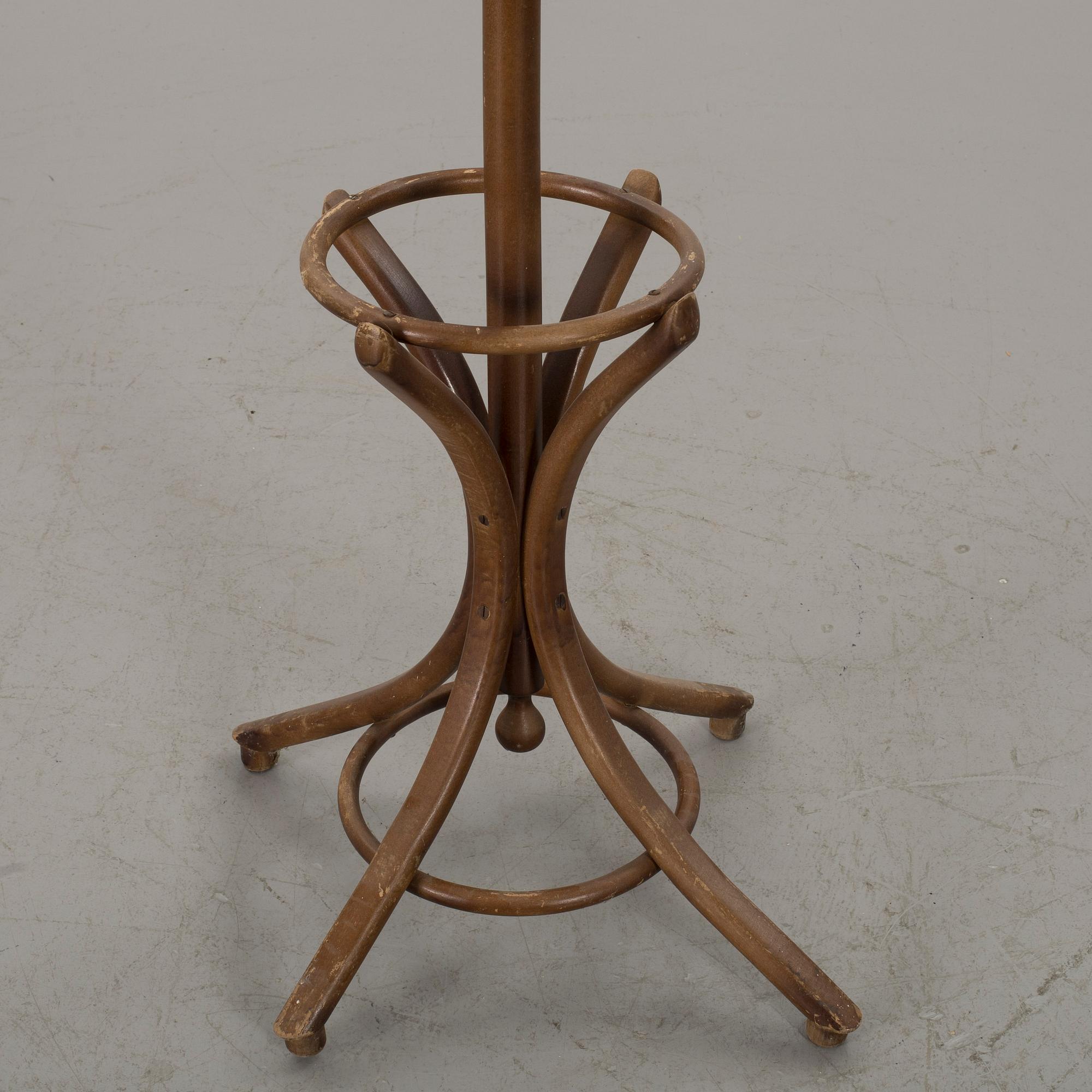 A BENTWOOD COAT HANGER FROM THE SECOND HALF OF 20TH CENTURY,