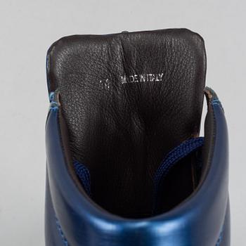 Jimmy Choo, a pair of blue metallic 'Belgravia' sneakers, size 44.