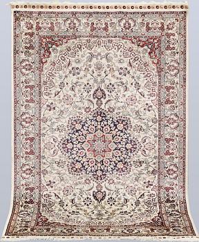 An Oriental silk rug, approx. 153 x 94 cm.