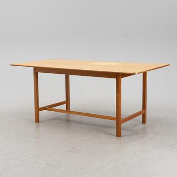 A model 590 ash tree writing desk by Josef Frank for Firma Svenskt Tenn.