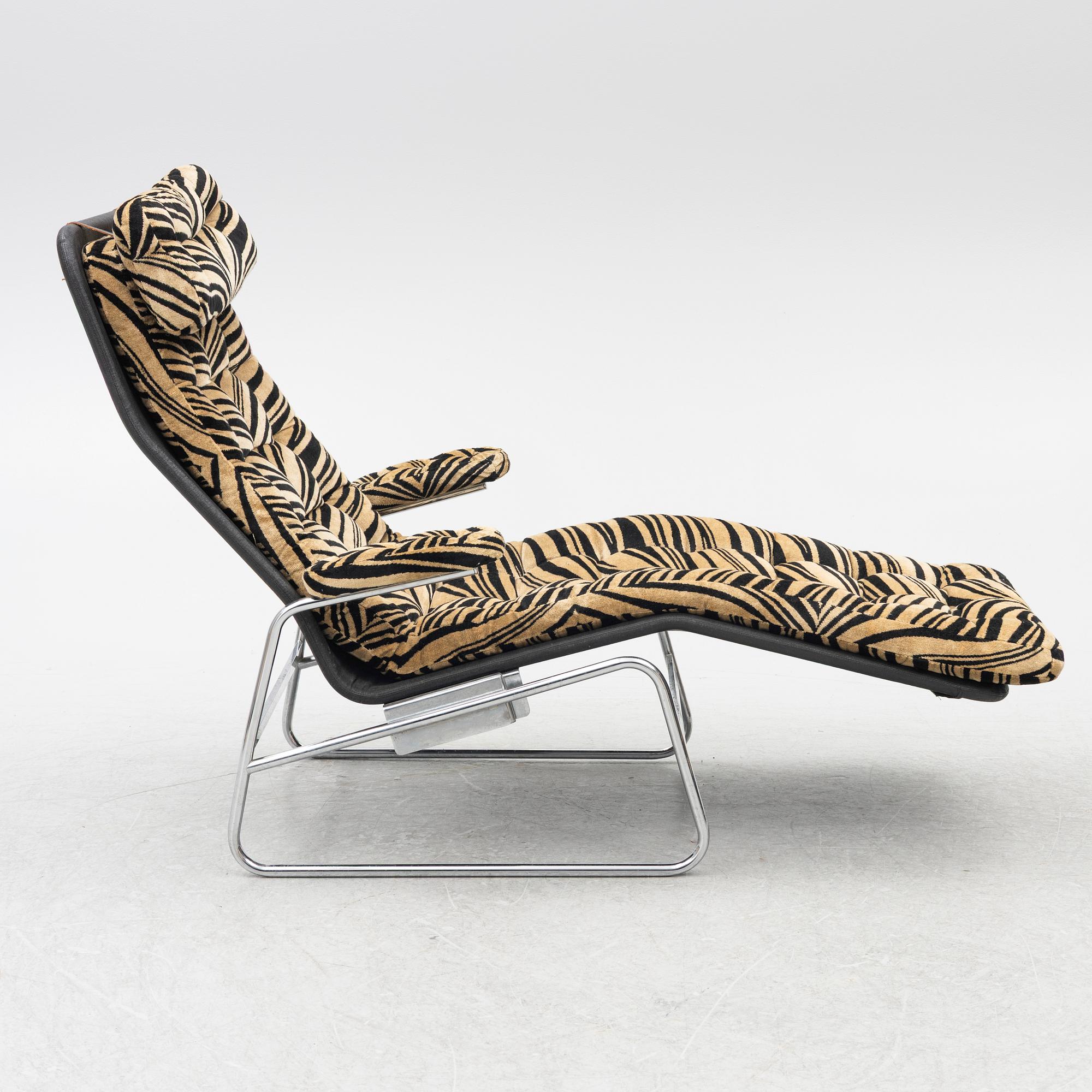 Sam Larsson, a 'Fenix' lounge chair, Dux, Sweden, 1970's/80's.