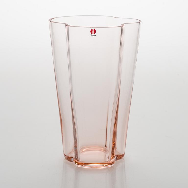 Alvar Aalto, maljakko, "220", signeerattu Iittala.