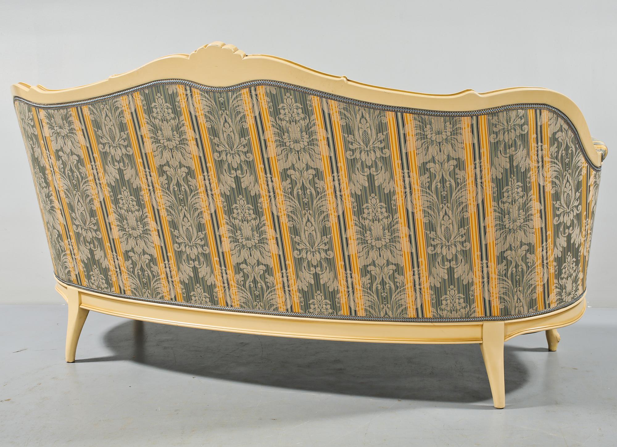 SOFFA, rokokostil, omkring 1900-talets mitt.