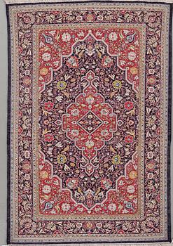 MATTA, Ghom, part silk, old. Ca 151x102 cm.