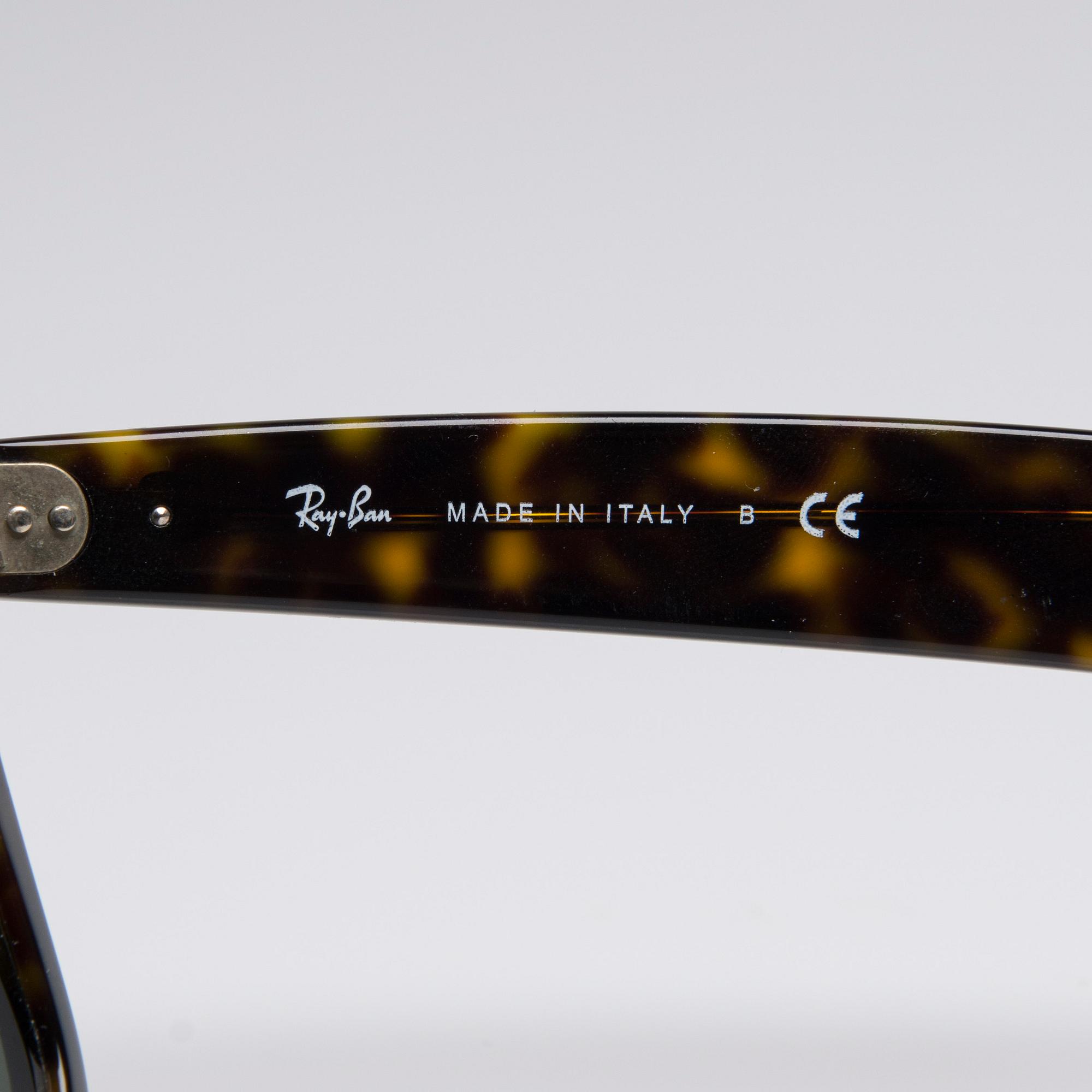SOLGLASÖGON, "Wayfarer", Ray-Ban.