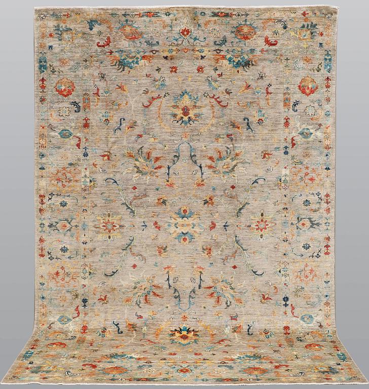 Carpet, Ziegler Design, ca 305 x 196 cm.