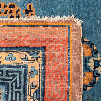 Matta, antik Baotou-Suiyuan, ca 213 x 159,5 cm.