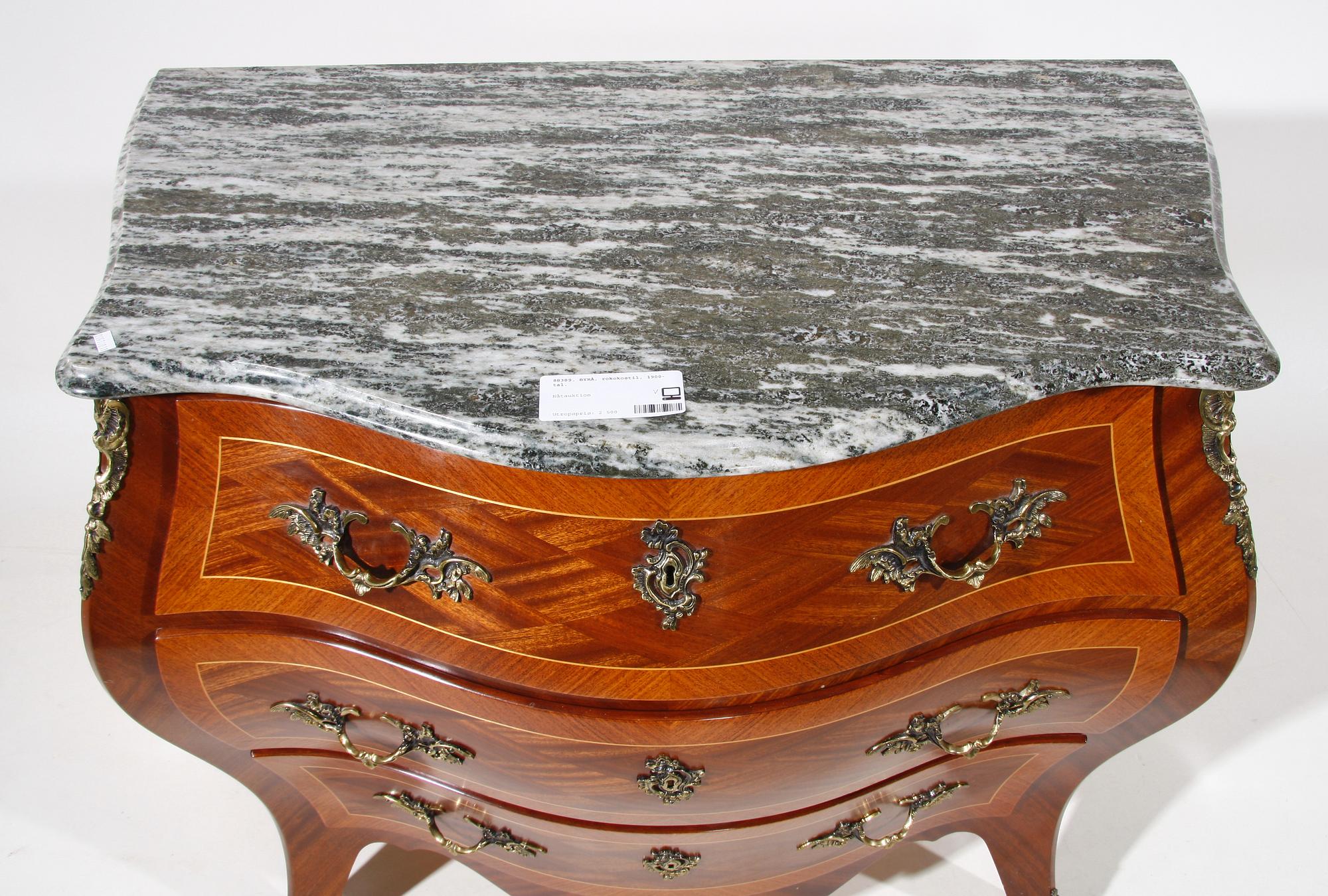 BYRÅ , rokokostil, 1900-tal.