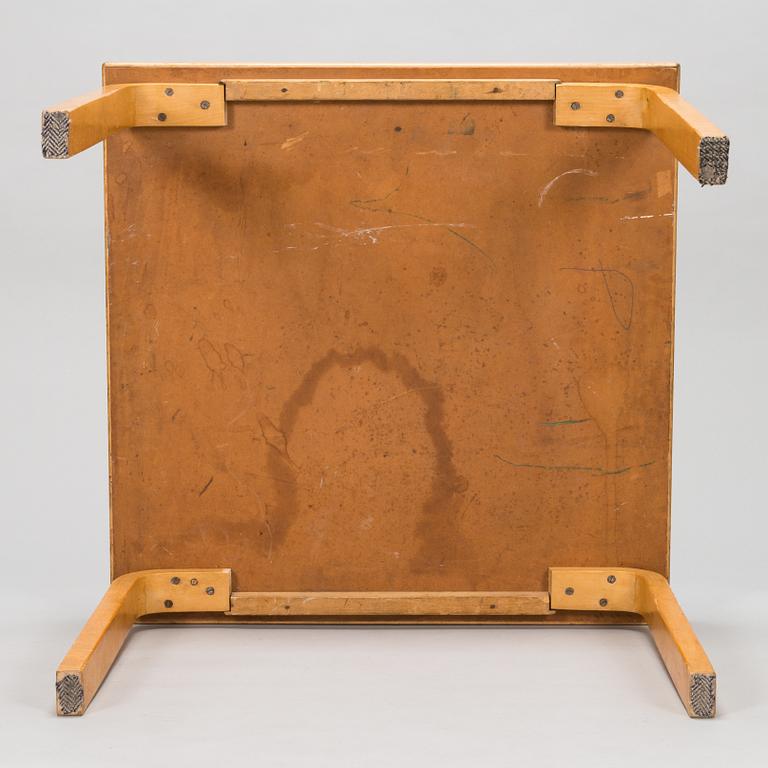 Alvar Aalto, a 1960s table for O.Y. Huonekalu- ja Rakennustyötehdas.