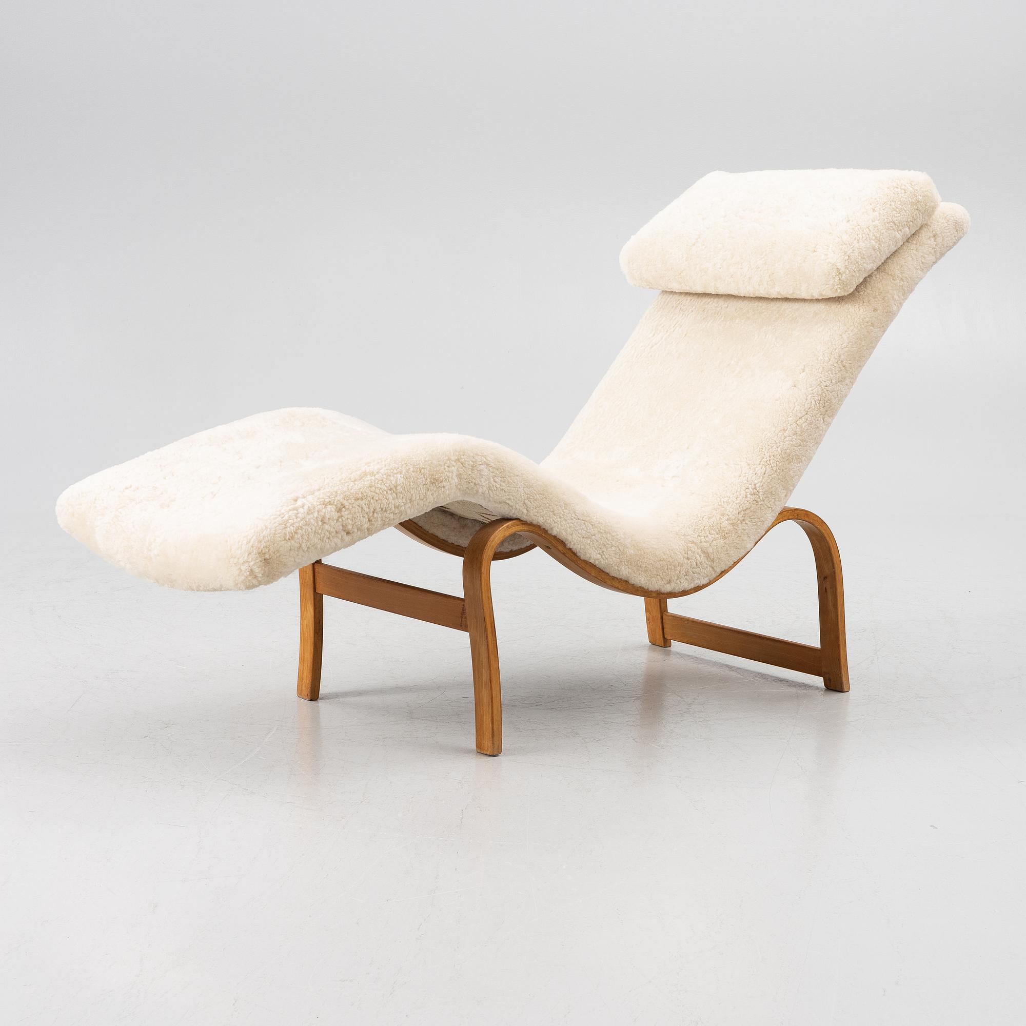 Bruno Mathsson, vilfåtölj, Firma Karl Mathsson, Värnamo, 1938.