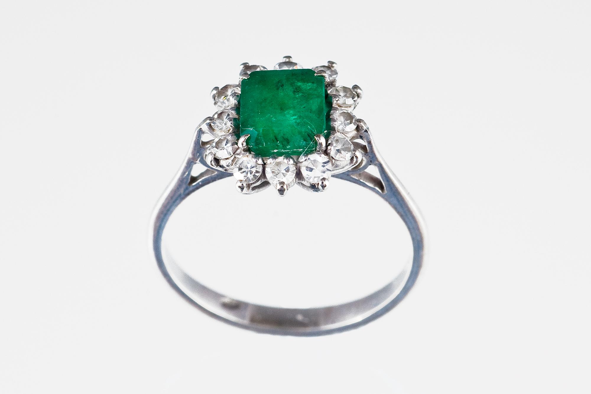 RING.