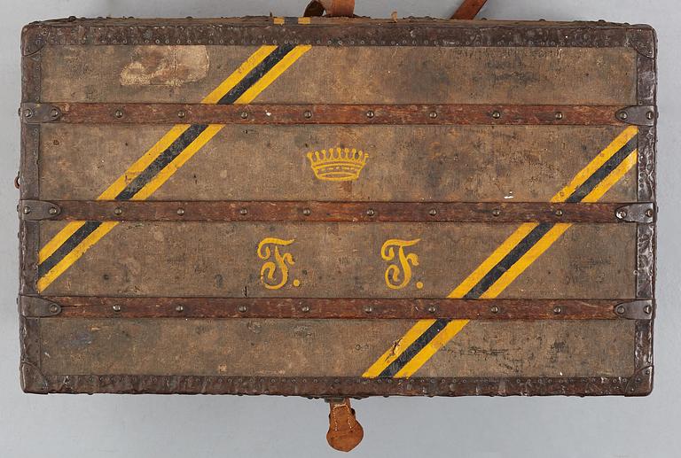 Louis Vuitton, TRUNK, Louis Vuitton, early 19th century.