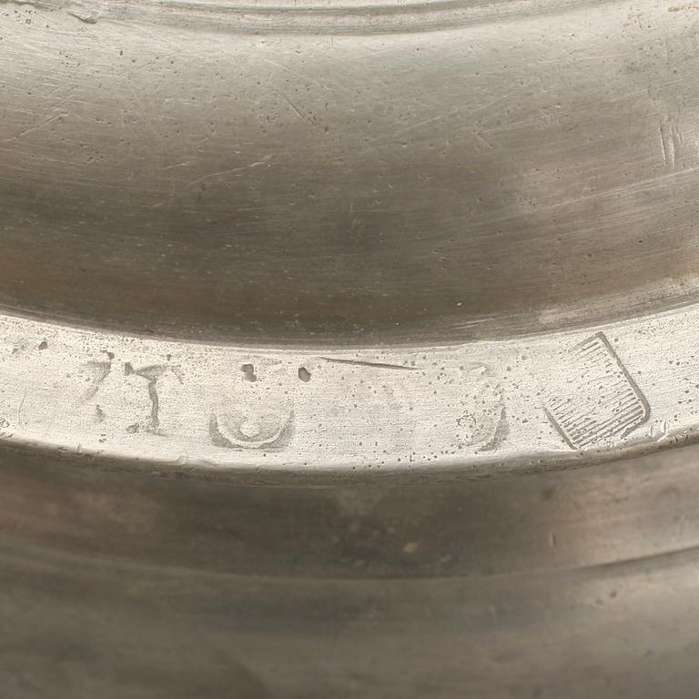 GRÖTSKÅL, tenn, Johan Brun, verksam 1778-89 i Västervik.