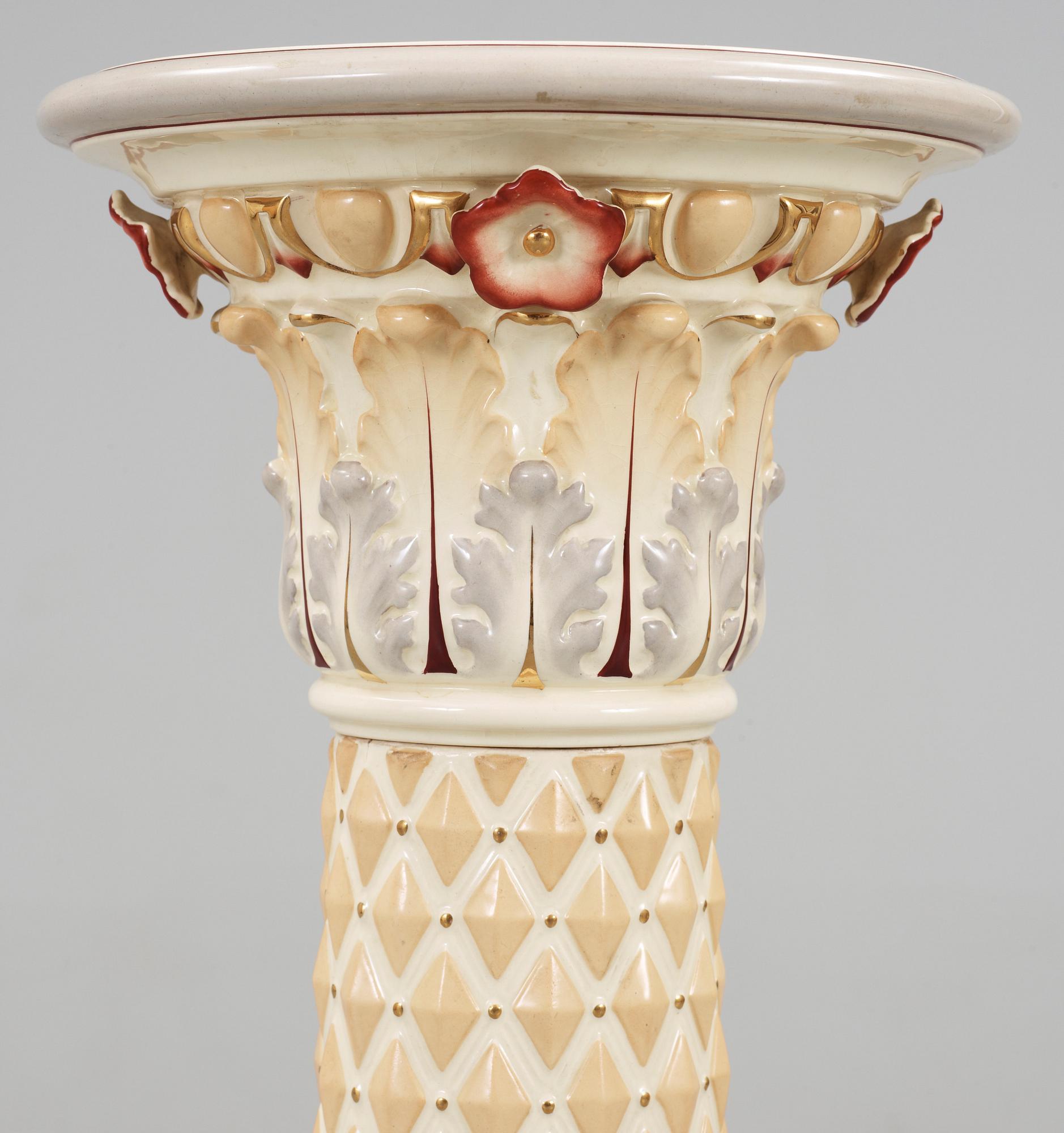 PIEDESTAL, flintgods, majolika, nyrenässans, Rörstrand, 1800-talets slut.