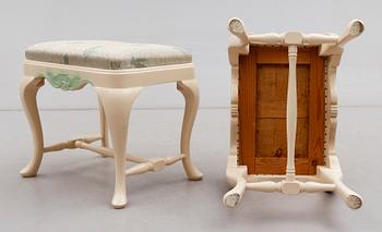 TABURETTER, 1 par, rokokostil, 1900-talets mitt.
