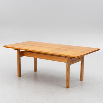 Børge Mogensen, dining table, "Asserbo", Karl Andersson & Söner, second half of the 20th century.