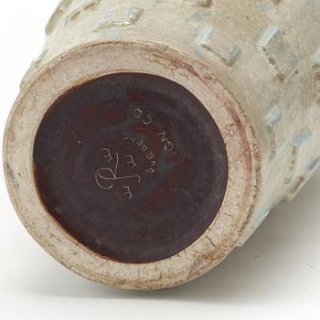 A Gunnar Nylund stoneware vase, Rörstrand, Sweden 1950-60's.