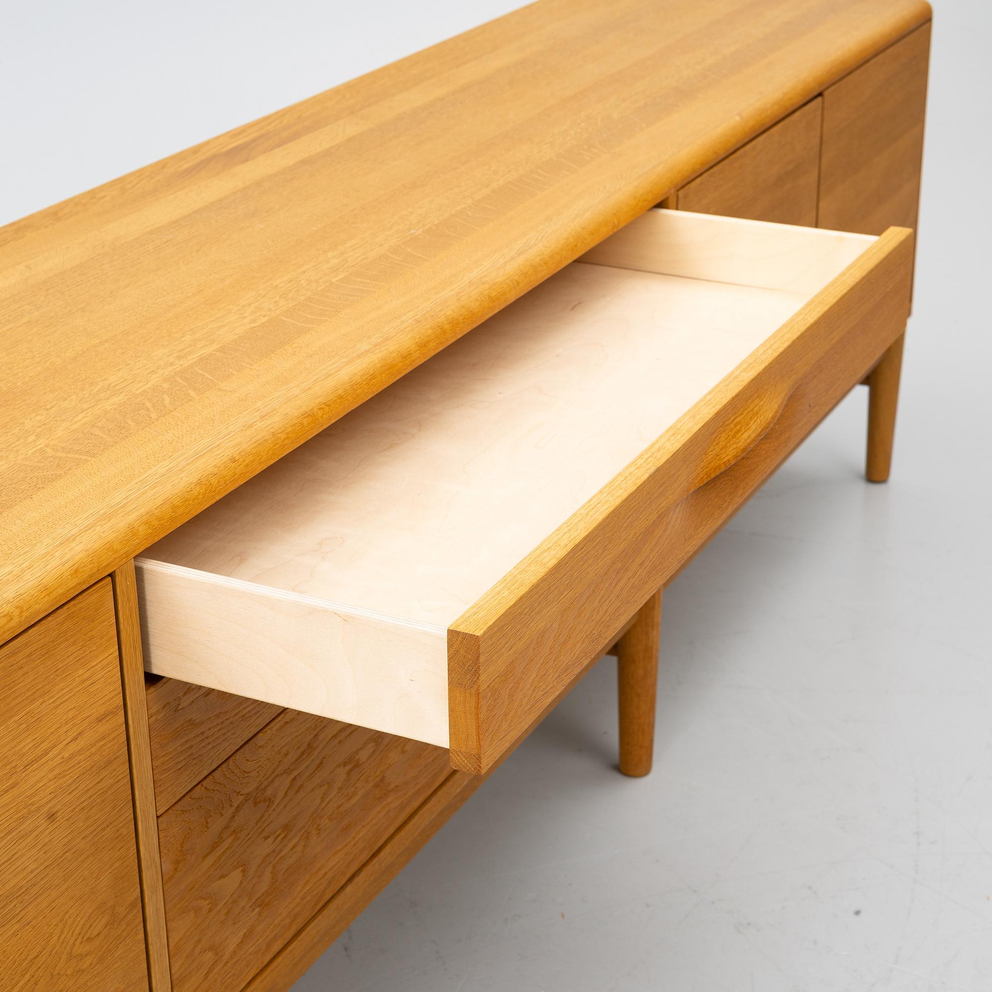 Sideboard, Norrgavel, 2000-tal.