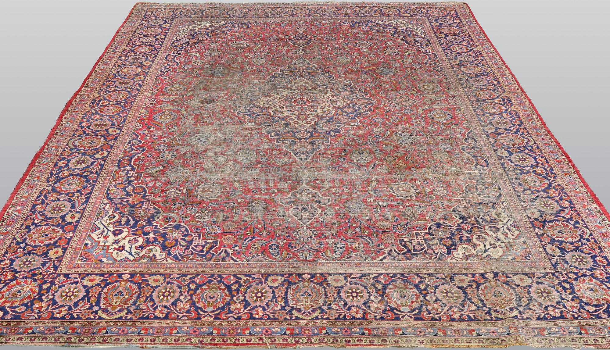 A carpet, Semi-antique Silke Keshan, ca 300 x 210 cm.