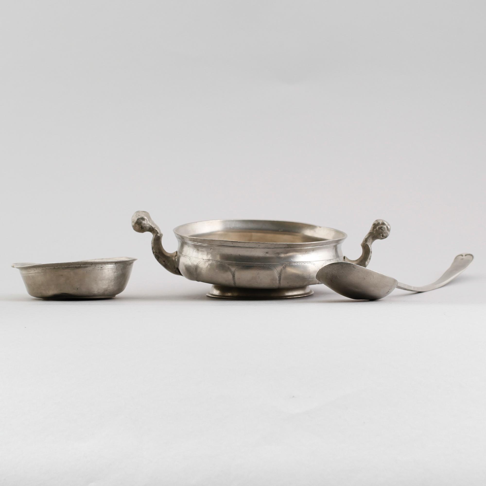 KALLSKÅL, MATSKÅL SAMT RAGUSKED, tenn, svenska stämplar, 1700-/1800-tal.