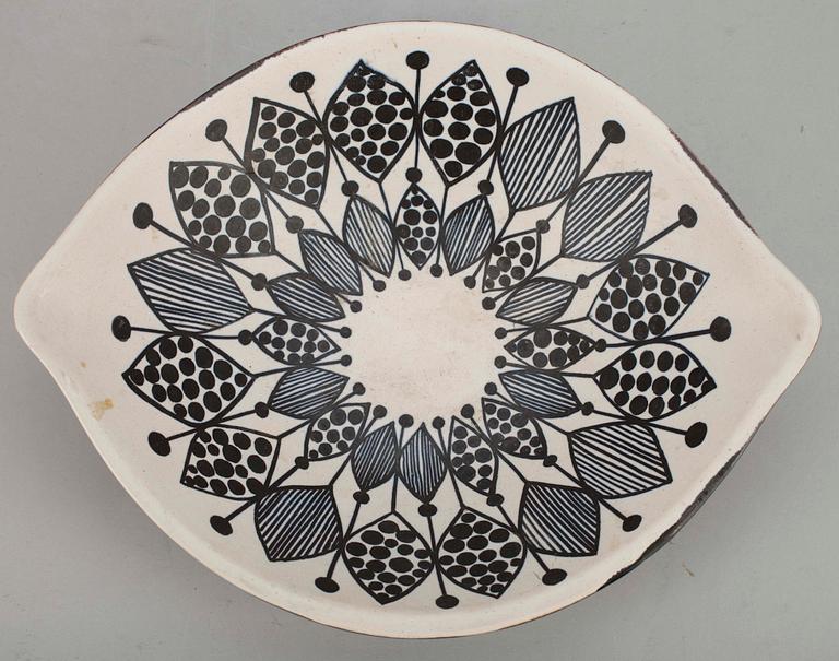 KERAMIK, 5 delar, Kupittaan Savi Oy, Åbo 1900-talets senare hälft.