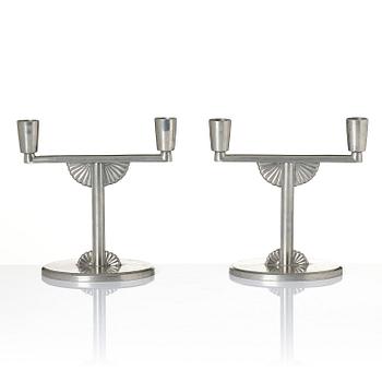 Ljusstakar, ett par, tenn, Knut Eriksson & Co, Eskilstuna, 1932.