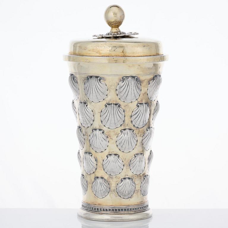 A 17th century parcel gilt silver beaker and cover, unidentified makers mark, possibly Balticum.