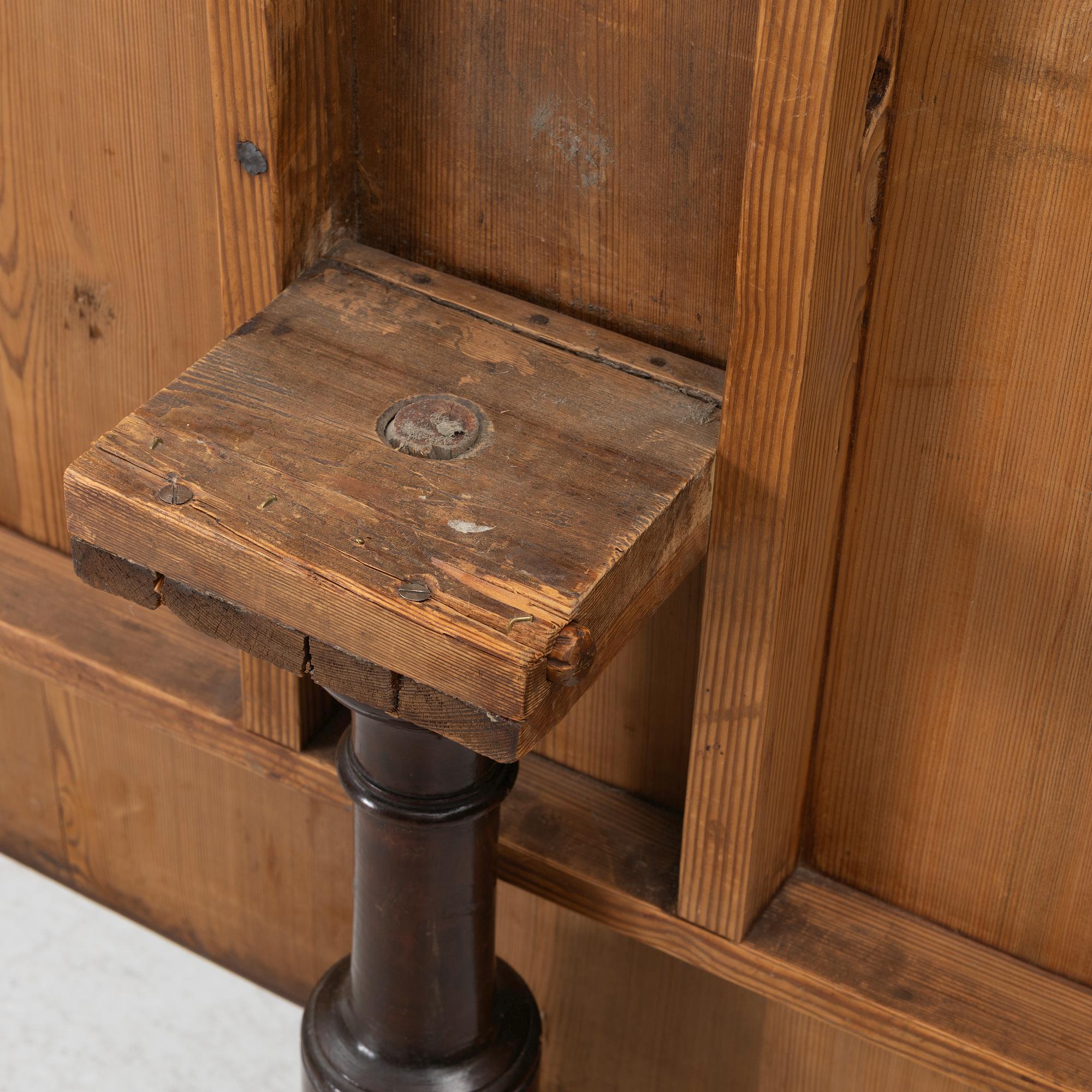 A folding table, Mälardalen, first half of the 19th century.