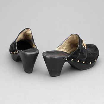 SKOR, ett par slip in, Gucci.