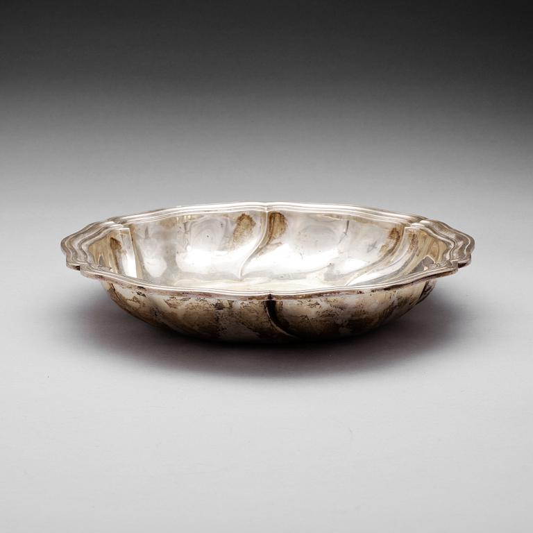 SKÅL, silver, CG Hallberg, Stockholm 1918. Vikt ca 620 gram.