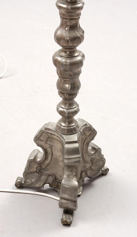 GOLVLAMPA, tenn, 1800-tal.