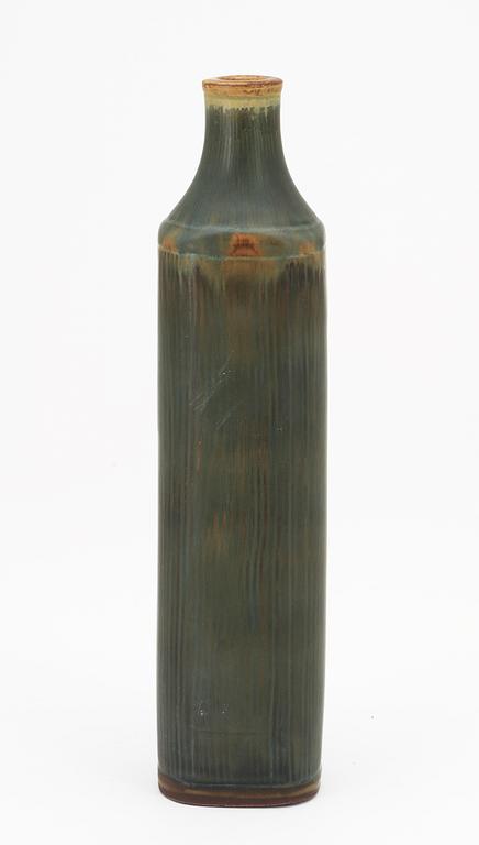 A Wilhelm Kåge stoneware 'Farsta' vase, Gustavsberg studio 1952.
