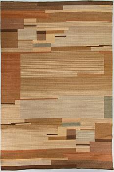 Greta Skogster-Lehtinen, A 1930s  flat weave carpet made probably by Mattokutomo Kiikka. Circa 205 x 300 cm.