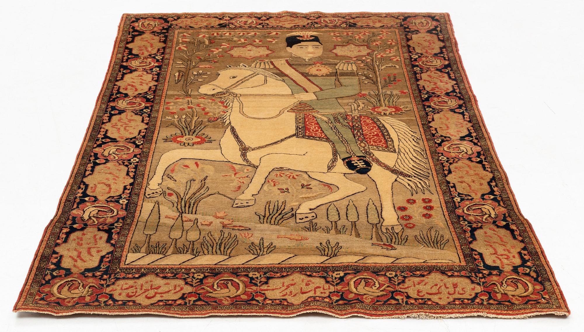 An antique Souf Kashan so called Mohtasham rug, ca 196,5 x 128,5.