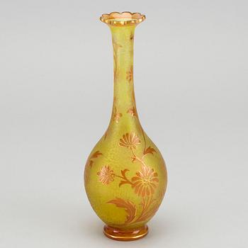 ST LOUIS, vas Art Nouveau signerad vas glass ca 1890-1900.