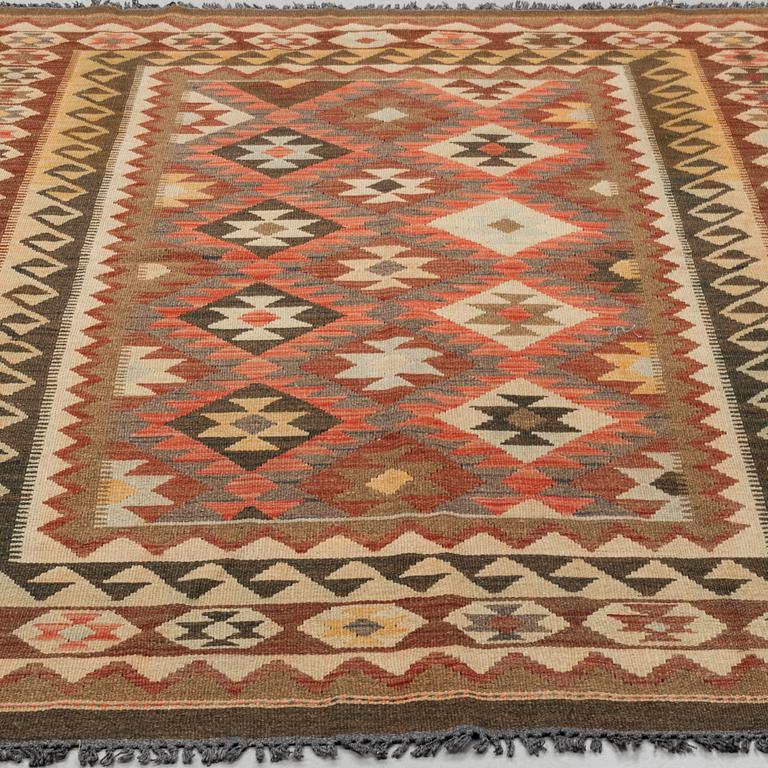 A RUG, Kilim, ca 203 x 150 cm.