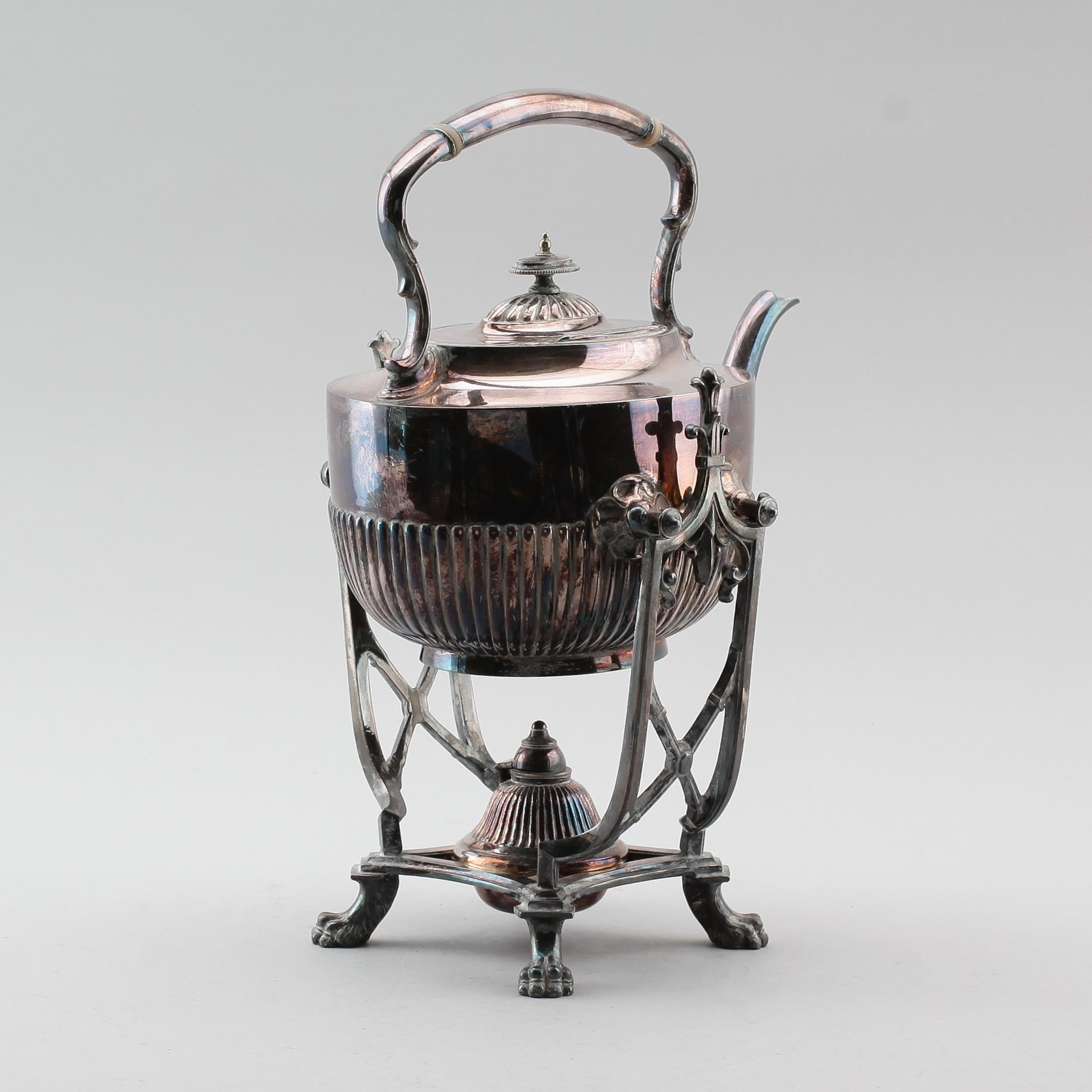 TEKÖK med rechaud, pläter, England, 1800-/1900-tal.
