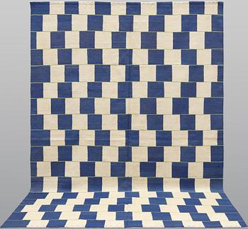 A Kilim rug, modern design, approx. 293 x 218 cm.