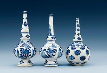 A set of three blue and white rose water sprinklers, Qing dynasty, Kangxi (1662-1722). (3).