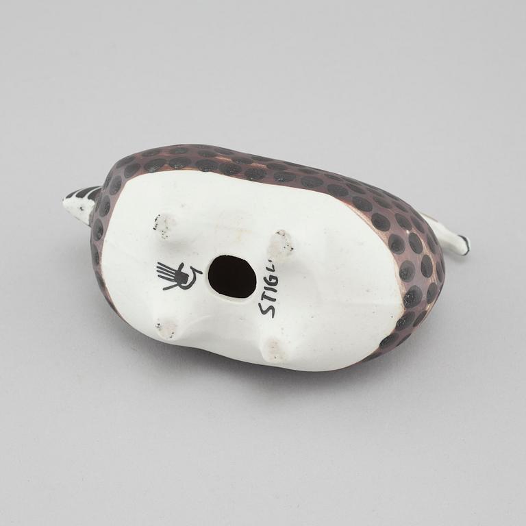 STIG LINDBERG, figurin, stengods, Gustavsberg, signerad samt med studiohanden.