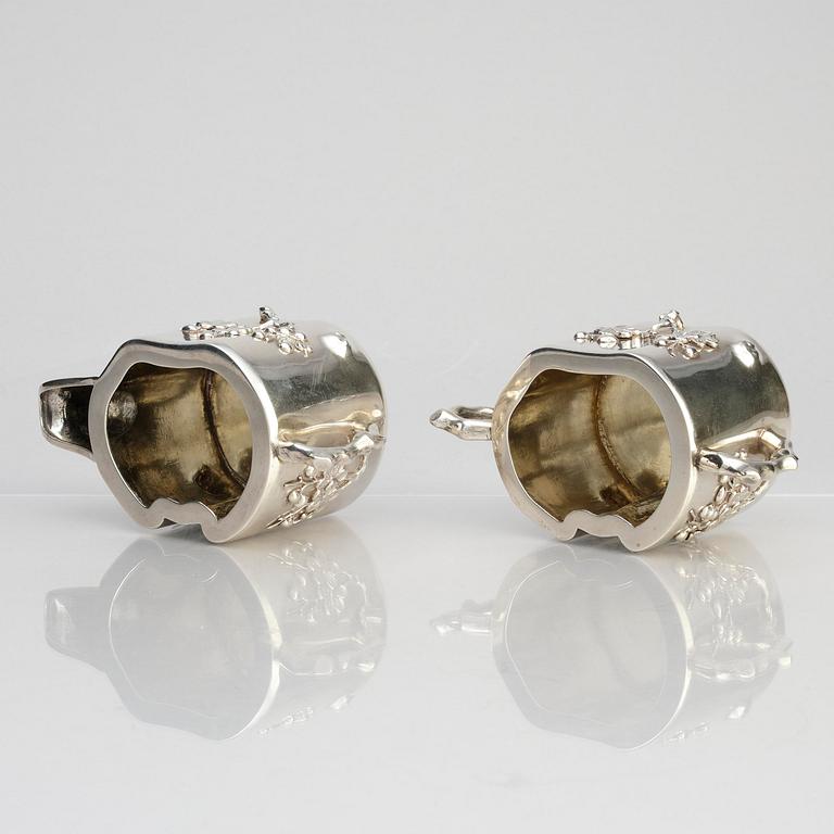 Teservis, fyra delar, silver. Hung Chong & Co, Shanghai, 1900-tal.