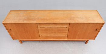 SIDEBOARD, "Arild", Nils Jonsson, Troeds, 1900-talets andra hälft.