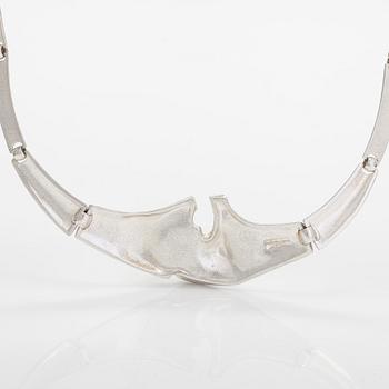 Björn Weckström, collier, "Korsvågor", sterlingsilver, Lapponia 1991.