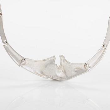 Björn Weckström, a sterling silver necklace 'Cross waves', Lapponia 1991.