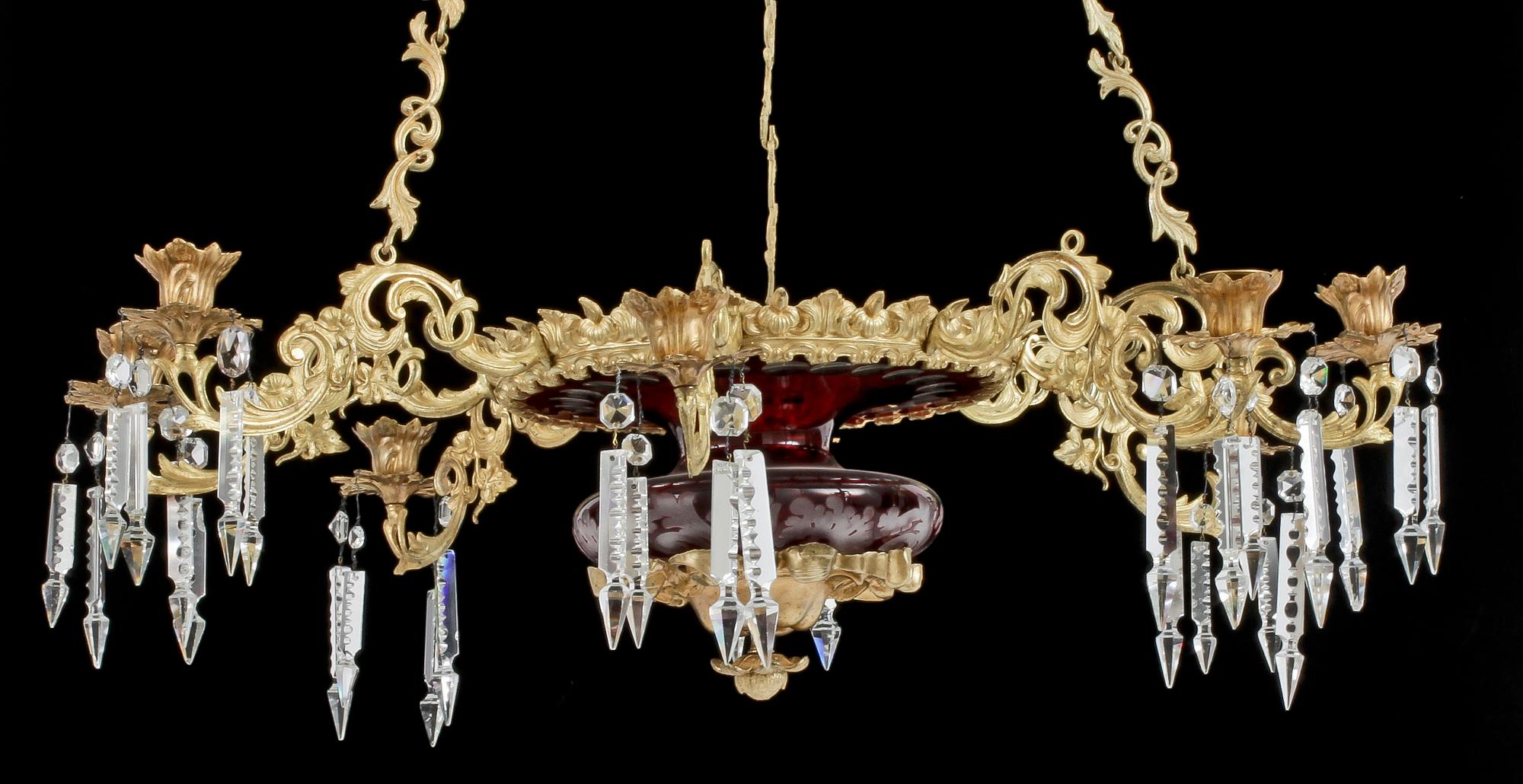 TAKKRONA, nyrokoko, 1800-talets andra hälft. Diameter 80cm.